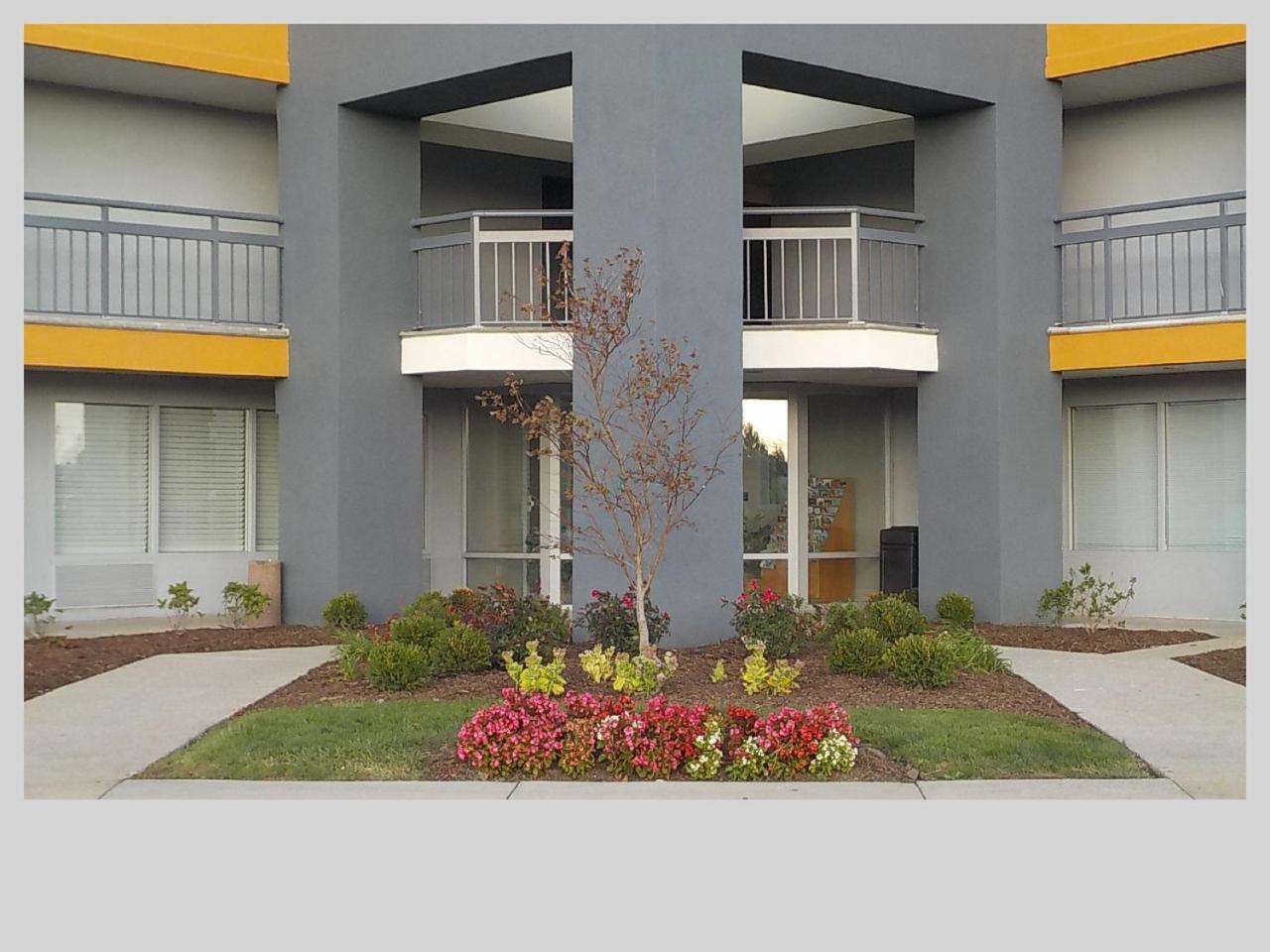 Clarion Pointe Indianapolis Northeast Hotel Castleton Exterior foto